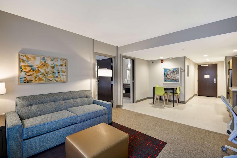 Home2 By Hilton Airport East Broad Hotel Columbus