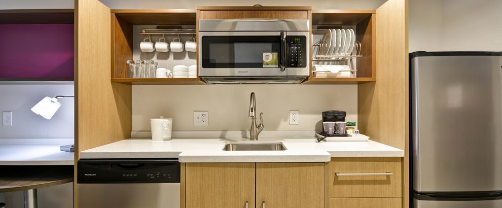 Home2 By Hilton Airport East Broad Hotel 3*
