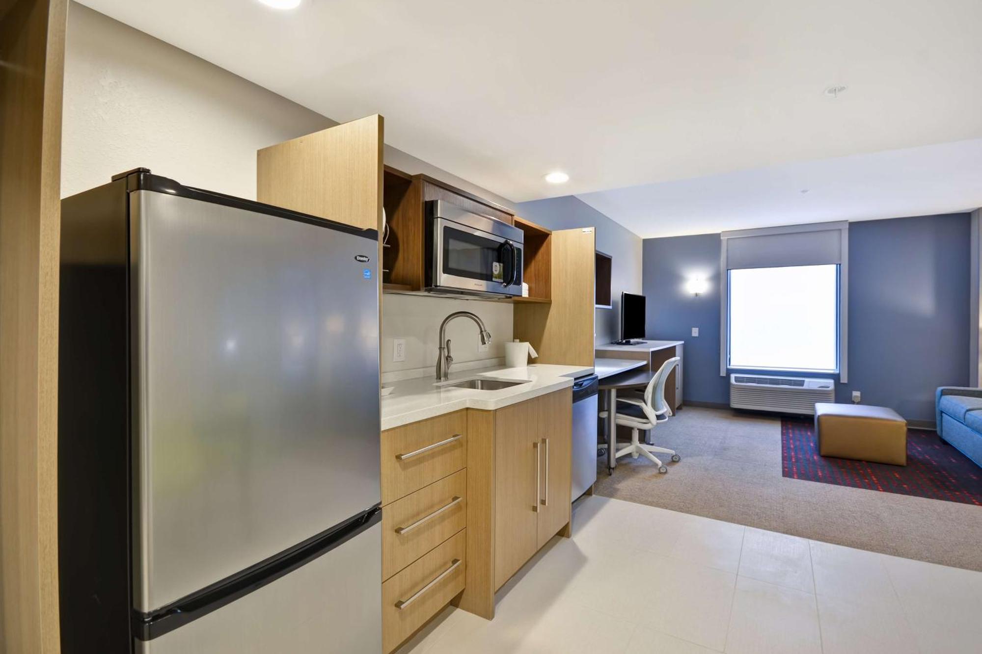 Home2 By Hilton Airport East Broad Columbus