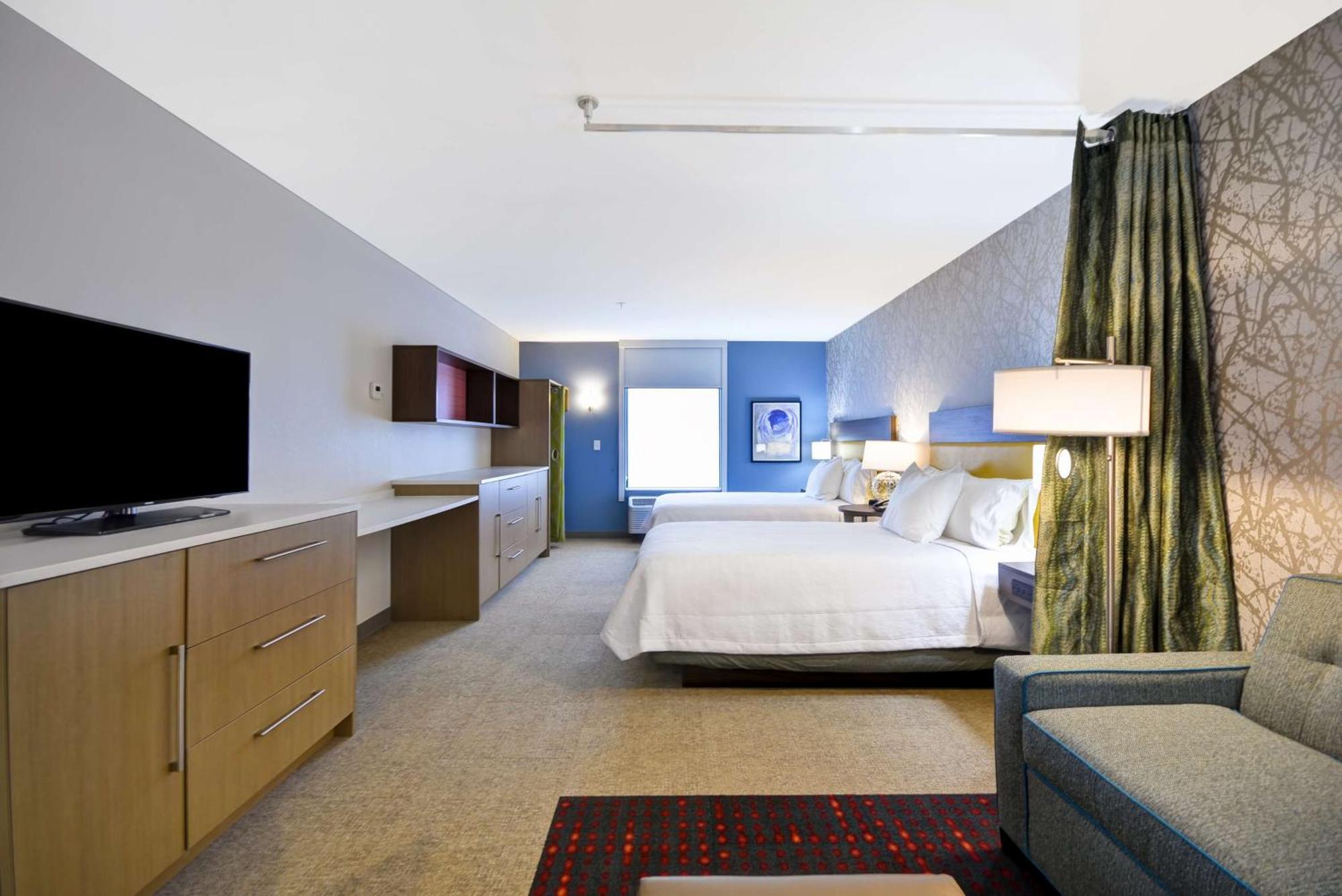 Hotel Home2 By Hilton Airport East Broad